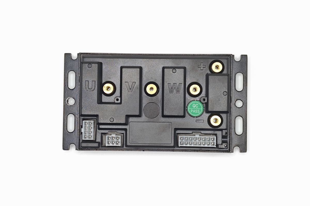 DUENE B12 motor controller view 3